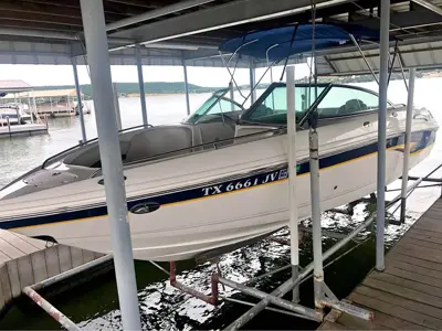 2003 Chaparral SSI220
