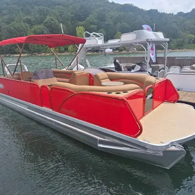 2027 Aloha Mahalo 220 Tritoon
