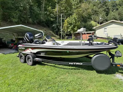 2008 Nitro 901 CDX Bass Boat
