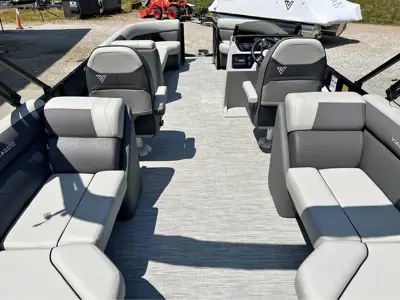2027 Viaggio V22U