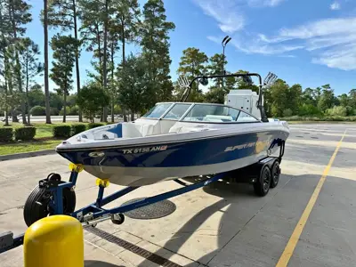 2008 Super Air Nautique Team 230