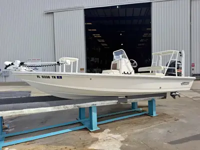 2023 18 Hewes Redfisher