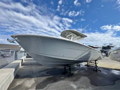 2024 Cobia 280CC