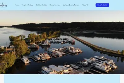 Island City Harbor