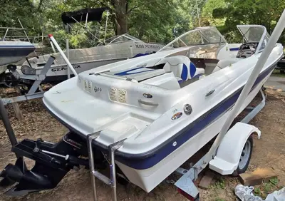 2003 Bayliner 185