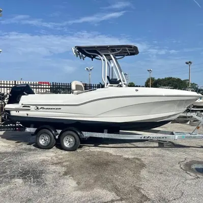 2023 Crownline 220 FS
