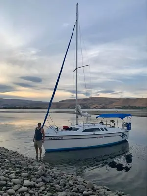 1996 Hunter 23.5 sailboat/trailer