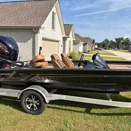 2026 19’ express bass boat with a 2026 250 Yamaha sho