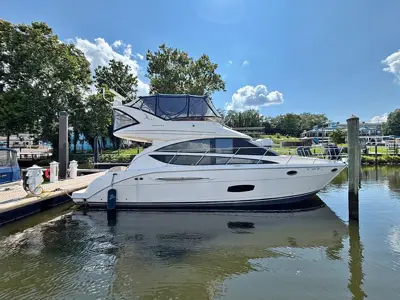 2009 Meridian 391 Sedan Bridge