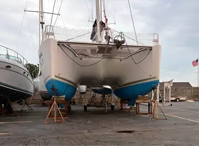 Lightning damaged 2011 Lagoon 400 Catamaran (owners version)