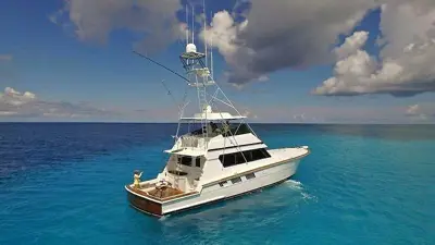 1988 Hatteras 65 Convertible