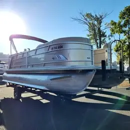 2021 StarCraft Pontoon EX 22 R