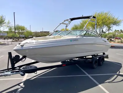 2013 Bryant 220