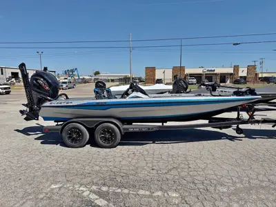 2027 Skeeter ZXE21