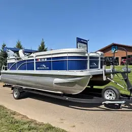 2023 BENNINGTON 20SV PONTOON – 90HP YAMAHA 🔥 WITH BUNK TRAILER