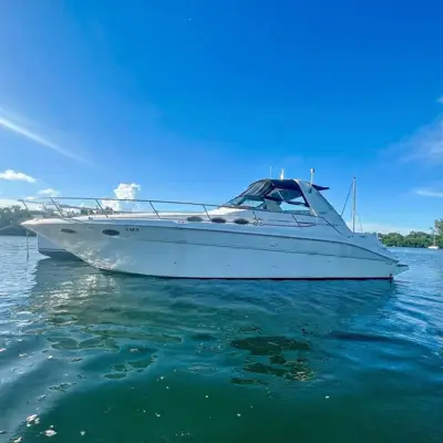1999 Searay 37 Sundancer