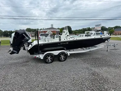 2024 Lowe Bay 22 CC
