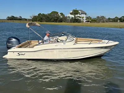 2017 Scout 210 Dorado