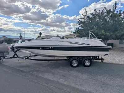2004 Tracker Tahoe 222 Deck Boat