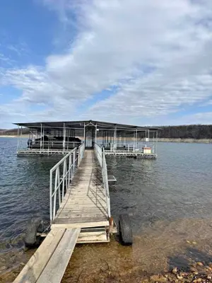 Boat slip/lift on Bull Shoals lake!
