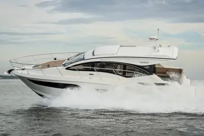 2016 Sea Ray Sundancer 400, 40ft. - MyYachtSales.com