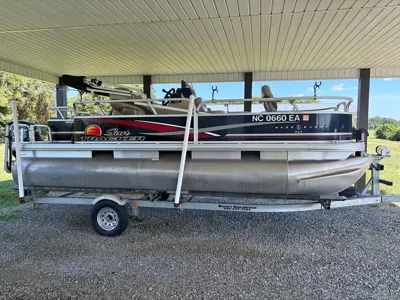 2014 Bass buggy Sun tracker