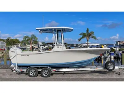 2026 Tidewater 220LXF