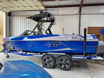 2016 Axis T22