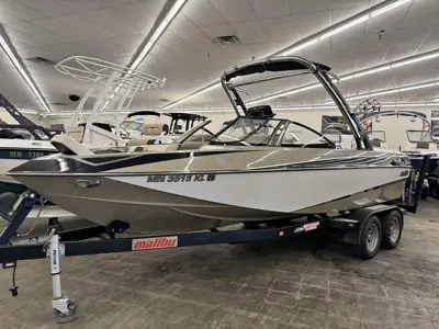 2009 Malibu Sunscape LSV