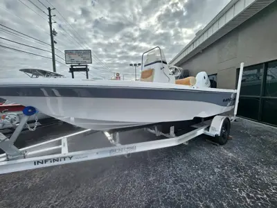 2026 NauticStar 194 closeout sale
