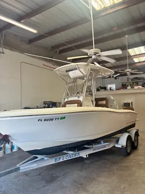 2024 Pioneer 202 sportfish