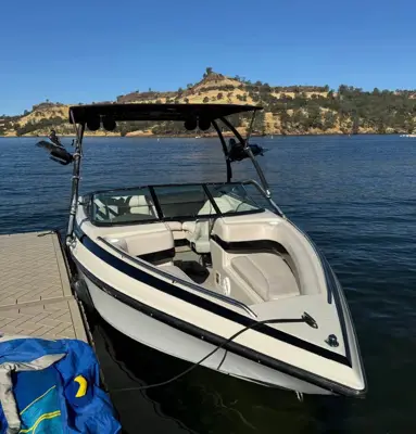2000 Crownline 225