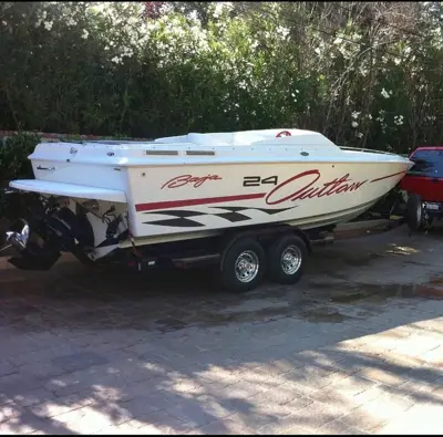 1998 Baja Outlaw 24