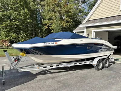 2021 searay spx 210 w/ aluminum trailer
