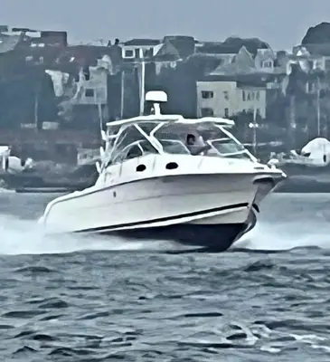 2000 Wellcraft 290 Coastal – Great family & Fishing boat