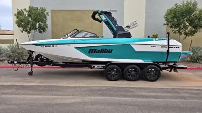 2021 Malibu 24 MXZ