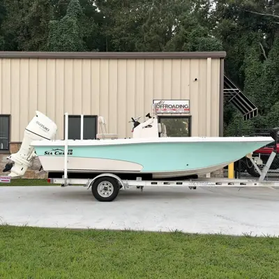 2018 Carolina Skiff Sea Chaser 19 with Trailer