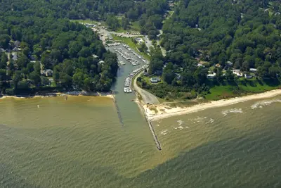 Flag Harbor Marina