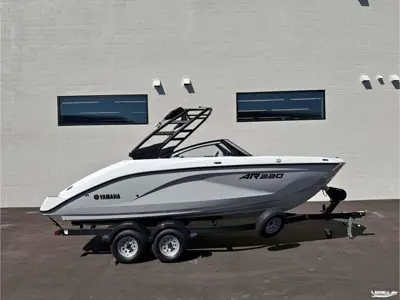 2027 Yamaha AR220