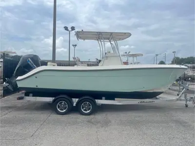 2023 Cobia 237 CC