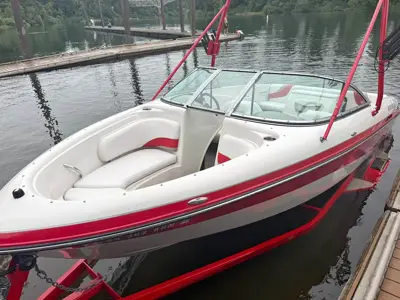 2007 Blue water shadow open bow 205 wakeboard boat