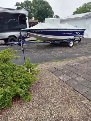 16ft sylvan single console deep v fishing boat