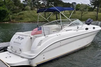 2000 Sea Ray 260 Express Cruiser