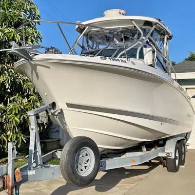 2006 Wellcraft 252 low 258 hours