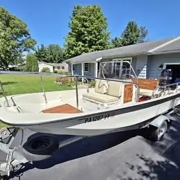 1980 Boston Whaler 17 Montauk