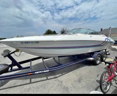 1996 Formula 252 bowrider