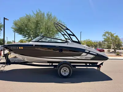 2019 Yamaha ar190