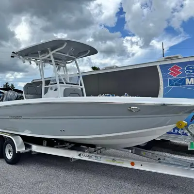 2027 Stingray 24 Hybrid