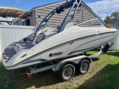 2018 Yamaha 212 limited S