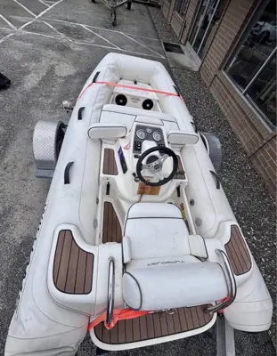 2015 Williams Tender TurboJet 325